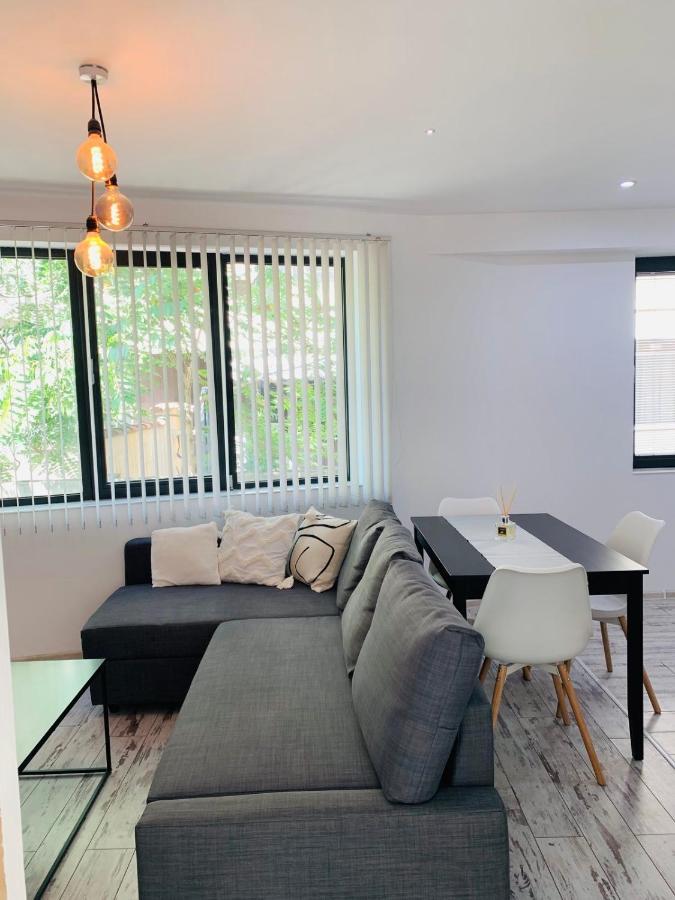 Nordic Style Apartment With Underground Parking Sofia Buitenkant foto